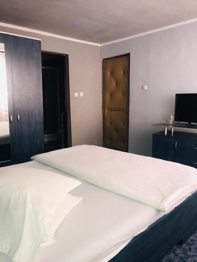 Vila Nik Buşteni Buitenkant foto